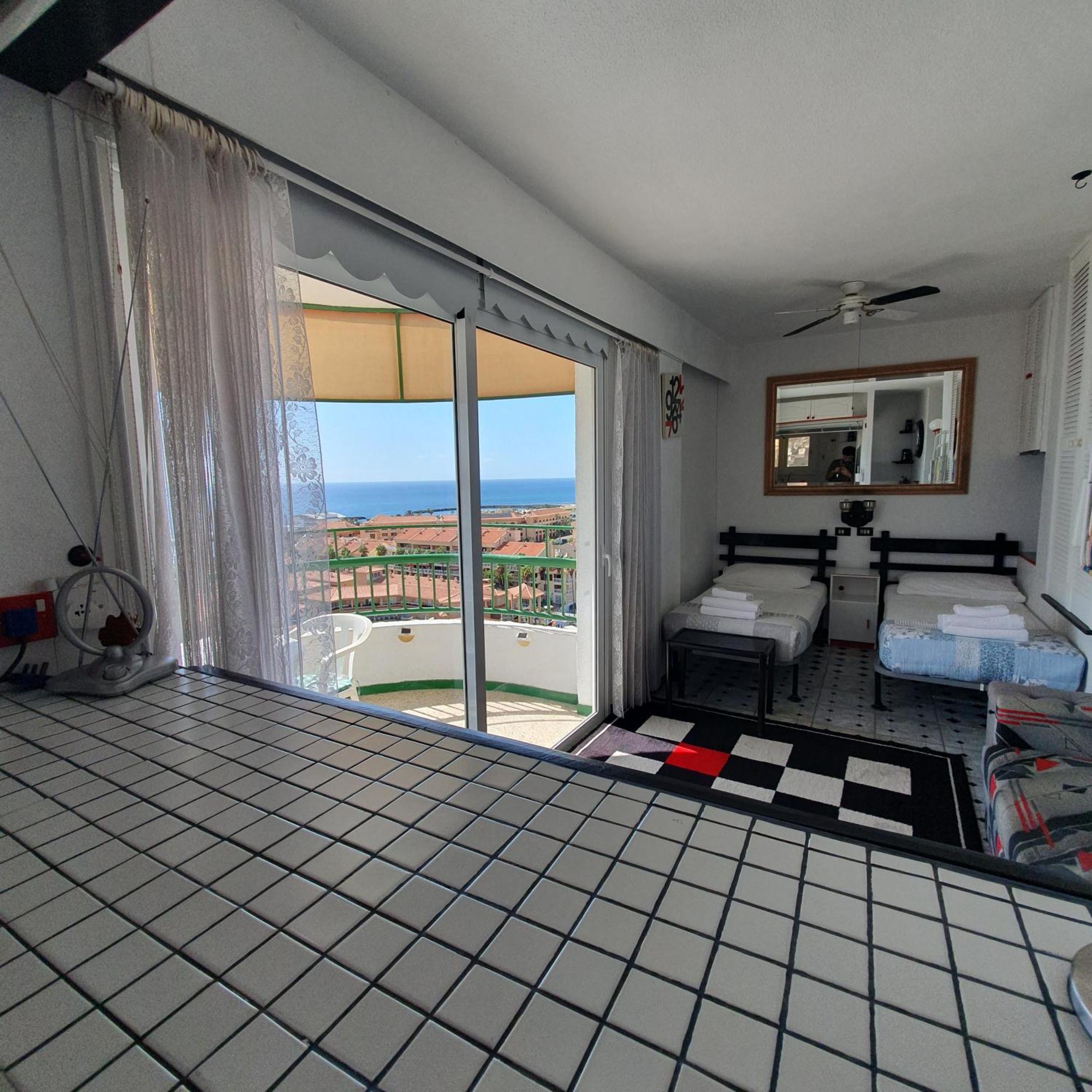 Panoramic Seaview Las Vistas Beach Studio Apartment Arona  Exterior photo